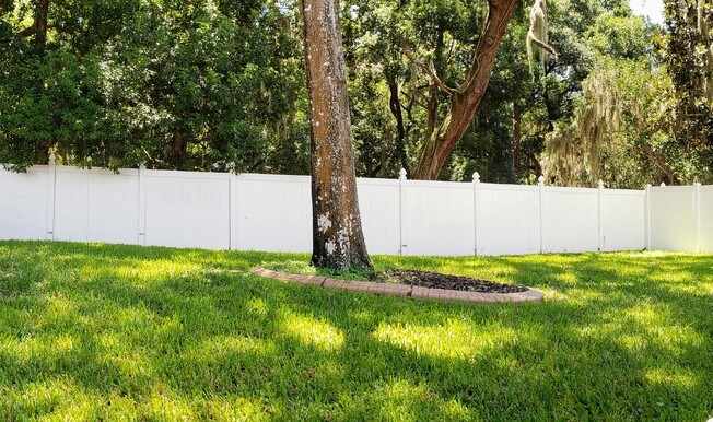 FABULOUS 4/2.5 HOME IN GATED CALABRIA COVE/SANFORD *Available Now*
