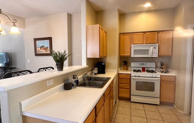 2 beds, 2 baths, $1,950