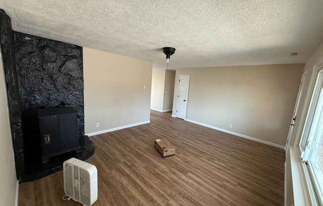 3 beds, 1 bath, $1,475