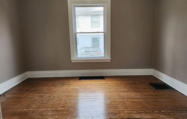 4 Bedroom Single Family Home!