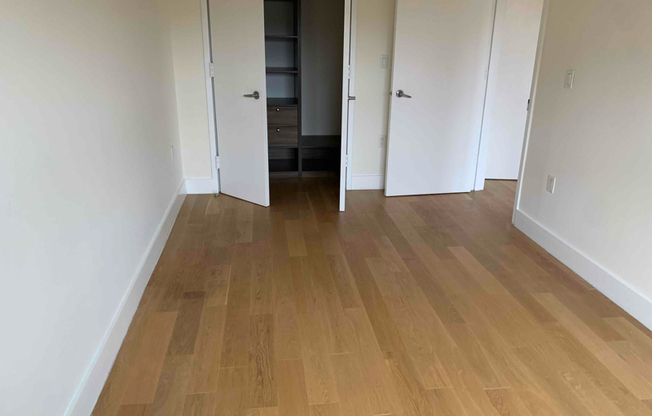 98 32 67 AVE