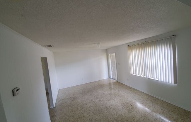 2 beds, 1 bath, $1,550