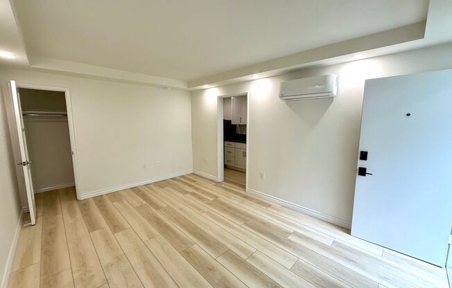 Studio, 1 bath, 225 sqft, $1,695, Unit 0128-50