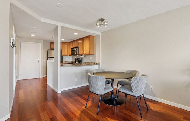 1 bed, 1 bath, $1,725, Unit # 405