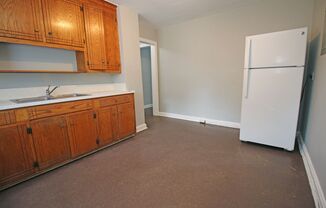 2 beds, 1 bath, $900