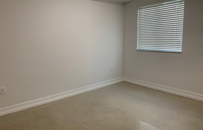 1 bed, 1 bath, 615 sqft, $2,100, Unit 208