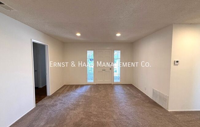 2038 STEVELY AVE