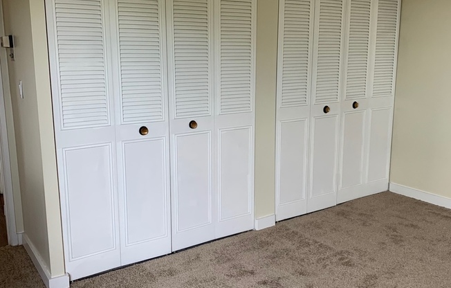 2 beds, 1 bath, 900 sqft, $1,461, Unit 512