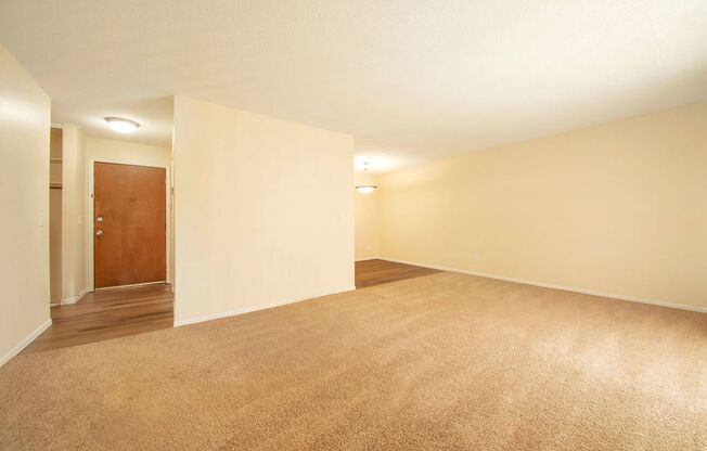 1 bed, 1 bath, 700 sqft, $1,290, Unit 840-201