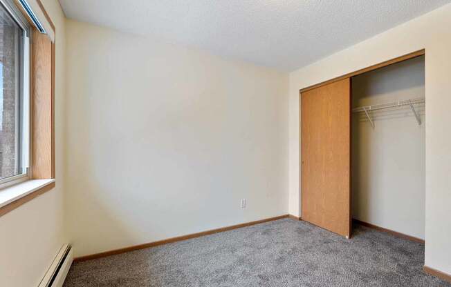 Woodland Park Apartments, Anoka, MN