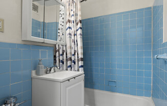 Studio, 1 bath, $2,800, Unit 2J