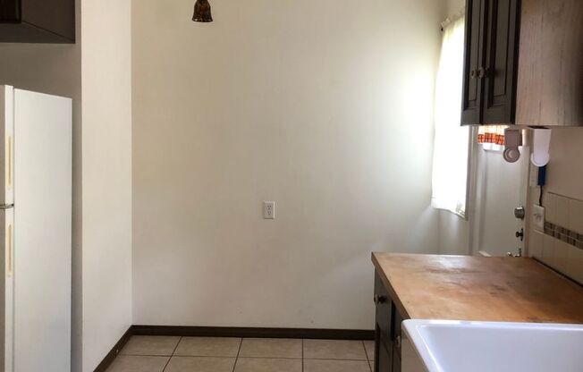 1 bed, 1 bath, 780 sqft, $1,825, Unit 16