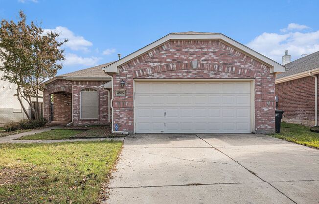 Charming 4-Bedroom Home in Wedgwood