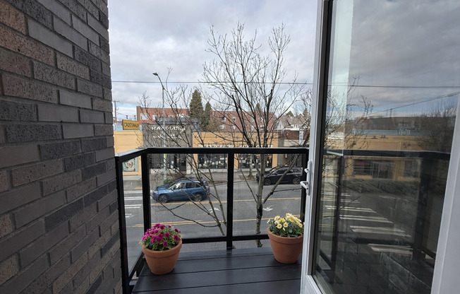 1 bed, 1 bath, 434 sqft, $2,395, Unit 205