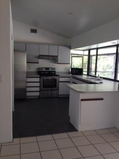 3 beds, 2 baths, $2,800