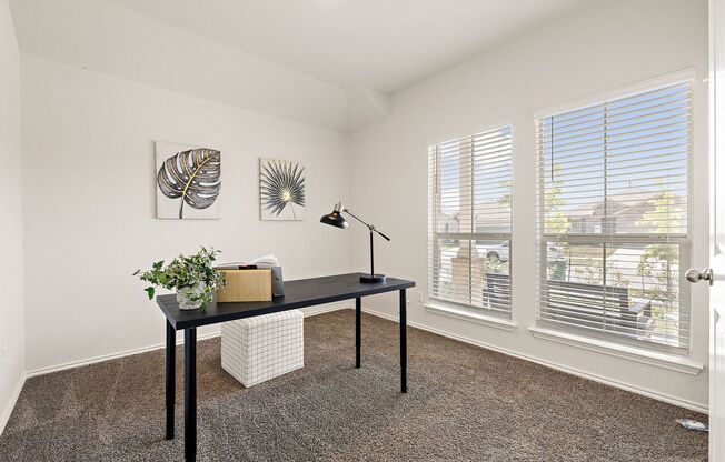 Wonderful 4-Bedroom Home In Taylor For Lease