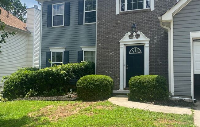 Beautiful 4 bedroom 2.5 bath home with open floor plan!