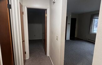 2 beds, 1 bath, $1,195, Unit 2