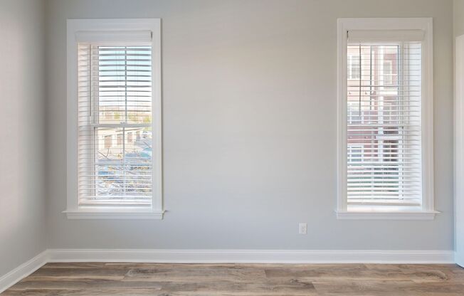 1 bed, 1 bath, 775 sqft, $2,325, Unit 5204