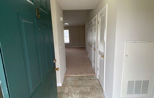 1 bed, 1 bath, 765 sqft, $1,125, Unit 2758-6