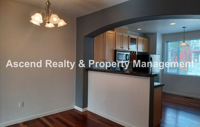 Sexton Crest Townhome Open Floor Plan 2 Car Tandem Attached Garage Available Early July