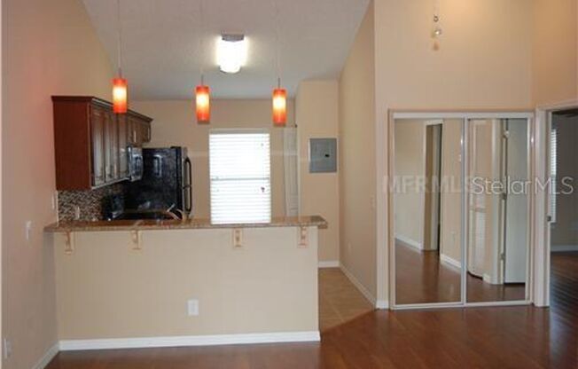 2 Bedroom Winter Park Condo for Rent, Near Full Sail & UCF!