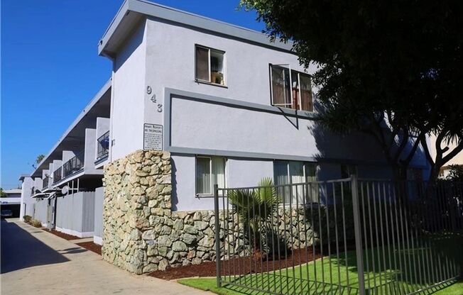 943 Myrtle Ave.