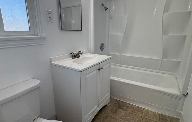 Exemplifying Style, Serenity & Lifestyle! Upstairs ~ 1 Bedroom / 1 Bathroom!