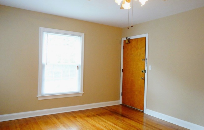 8406 Greenwood Avenue D&amp;G PROPERTIES LLC