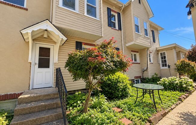 4713 CONSHOHOCKEN AVE