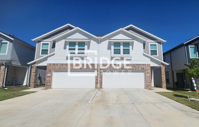 4 beds, 2.5 baths, $2,445