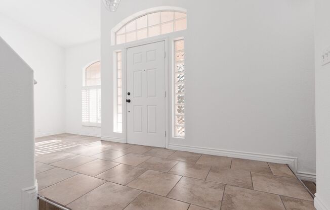 Large Silverado Ranch home with pool