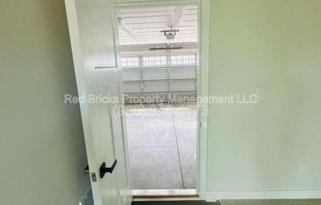 9902 OAKLAWN BLVD NW