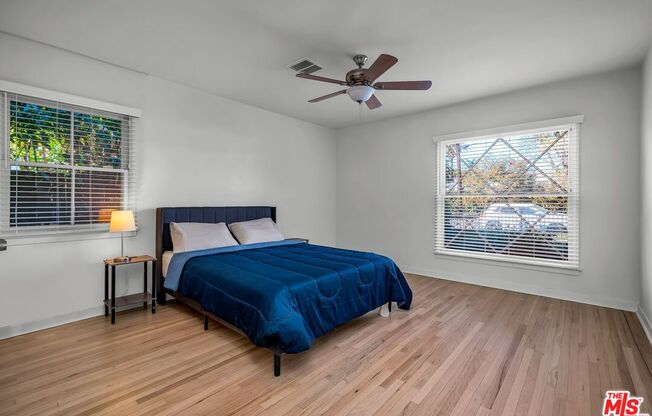 13768 ERWIN ST