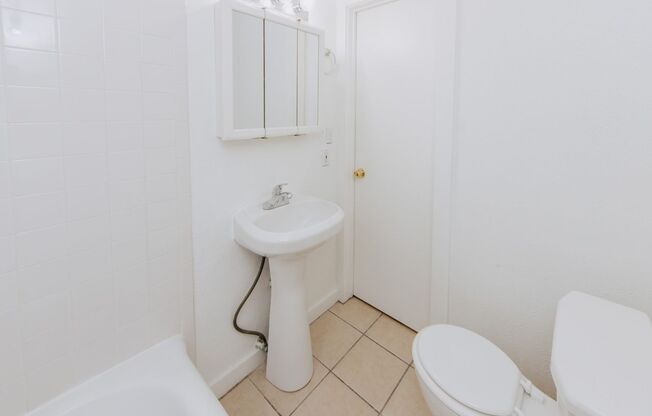 2 Bedroom 1 bath