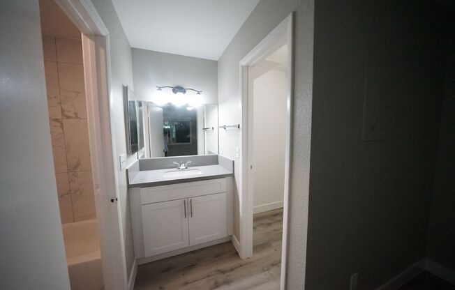 1 bed, 1 bath, $1,095