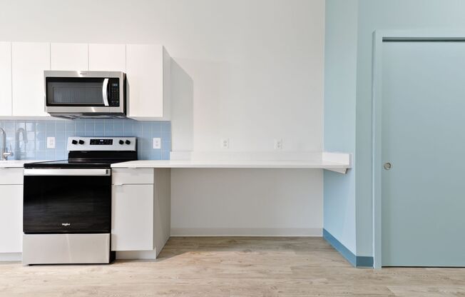 Studio, 1 bath, 537 sqft, $1,625, Unit 310