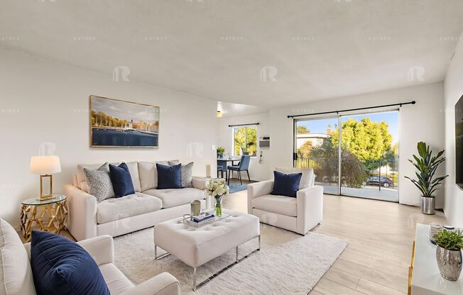 (Ellie:B) 5139 White Oak Avenue