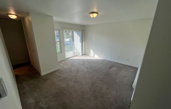 2 beds, 2 baths, 1,060 sqft, $2,995, Unit 3520 - 301