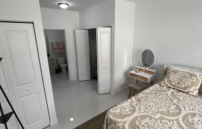 4683 NW 97 CT
