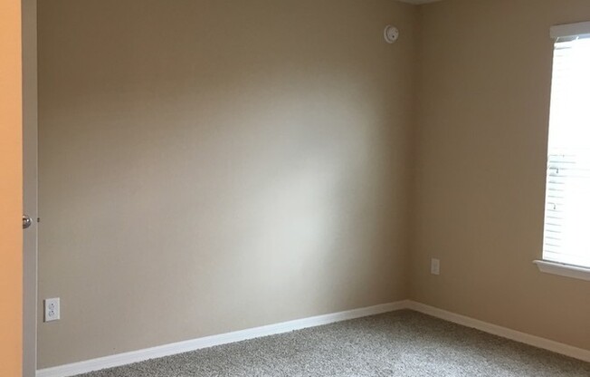 10434 RIVERCREST DR