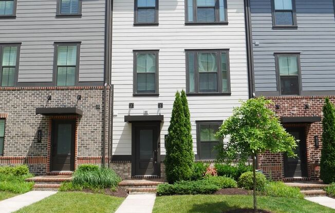 A Spacious Modern Townhome Located in the Sought-After Greenleigh Community