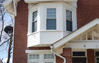 Norristown End Rowhome with 1 Bedrooms 1 bath $1295/month