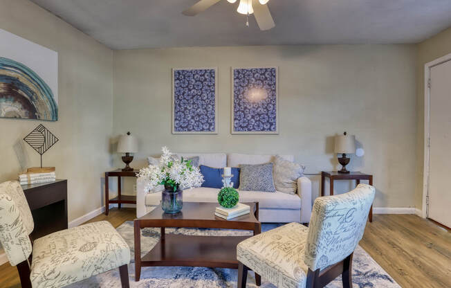Gateway Grove Apartments - Apartment Living in La Porte, TX