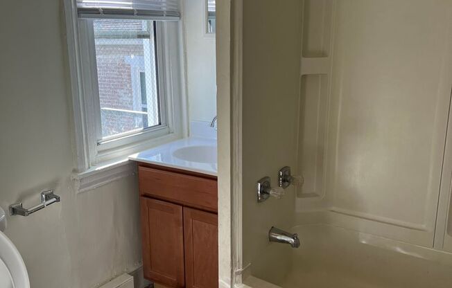 1 bed, 1 bath, $1,125