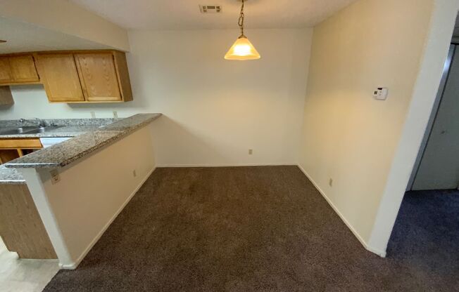 BEAUTIFUL CORNER UNIT CONDO!