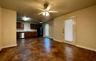 3 beds, 2 baths, $1,250, Unit 1924 D