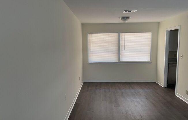 Great House for Rent off Deans Bridge Road