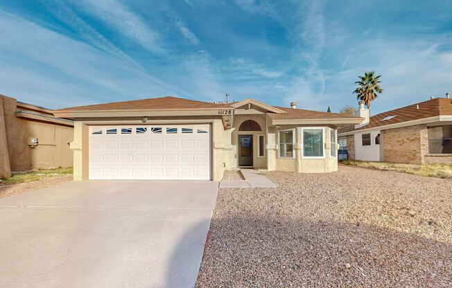 Charming 3 bedroom 2 bath home in Northeast El Paso!