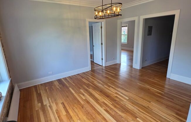 2 beds, 1 bath, 750 sqft, $2,595, Unit 2247-55-1D